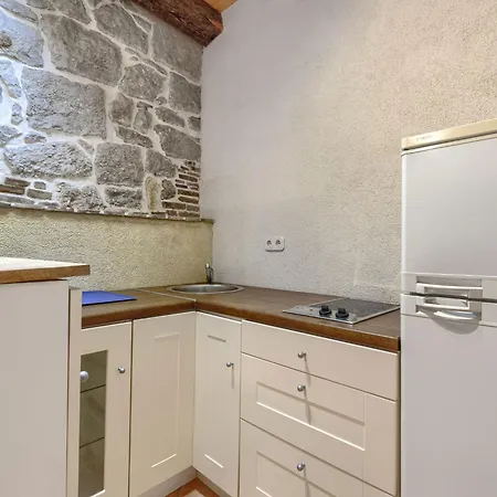 Vista 2 By Interhome Vakantiehuis Vrsar