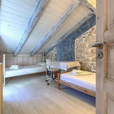 Vista 2 By Interhome Vakantiehuis Vrsar